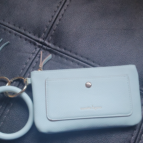 Wristlet - Picture 5 of 7